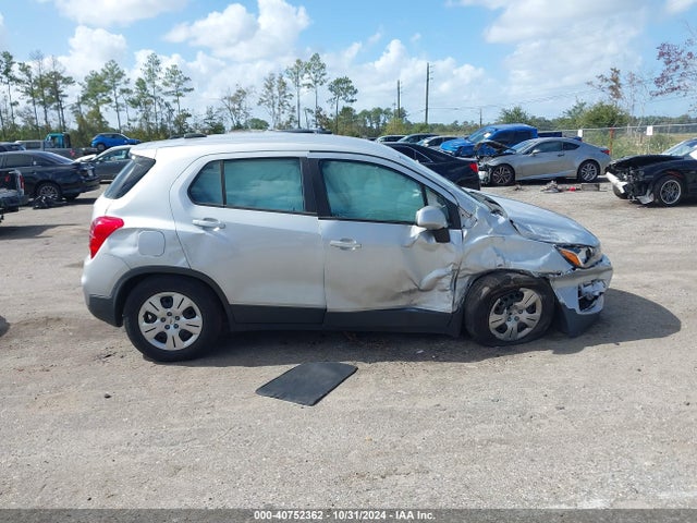 Chevrolet TRAX LS 2018 3GNCJKSB8JL192963 Image 13
