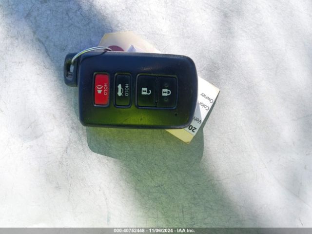 5YFBURHE9FP302600 Toyota Corolla Le Premium