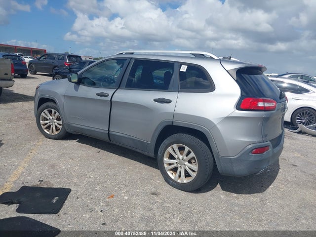 1C4PJLAB8FW620565 Jeep Cherokee Sport