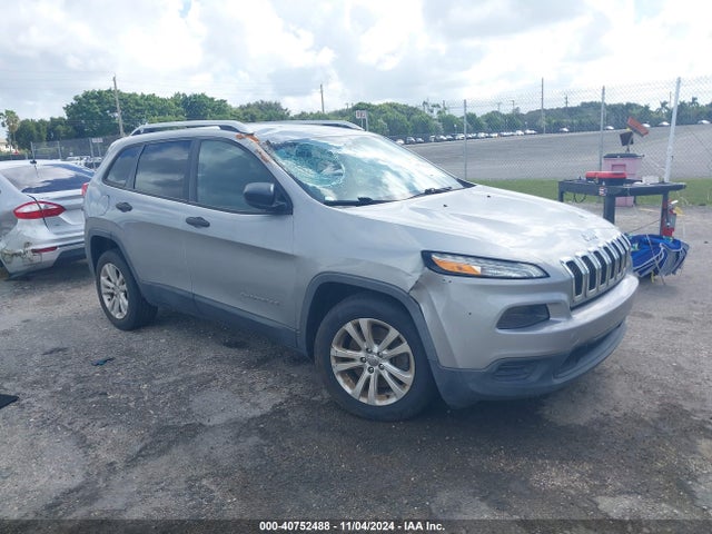 1C4PJLAB8FW620565 Jeep Cherokee Sport