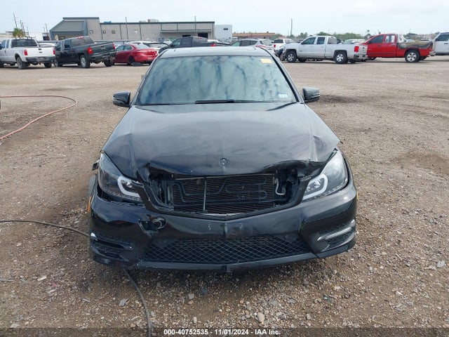 WDDGF4HB7ER310472 Mercedes-Benz C-class C 250 Sport/luxury