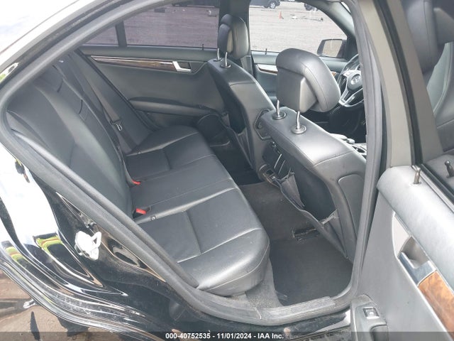 WDDGF4HB7ER310472 Mercedes-Benz C-class C 250 Sport/luxury