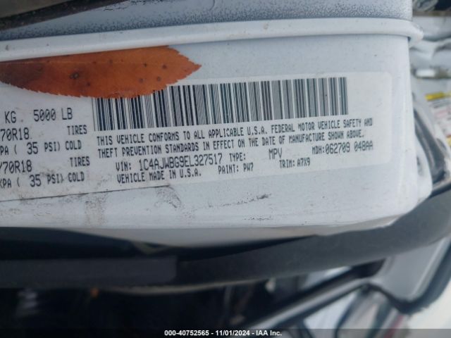 1C4AJWBG9EL327517 Jeep Wrangler Sahara
