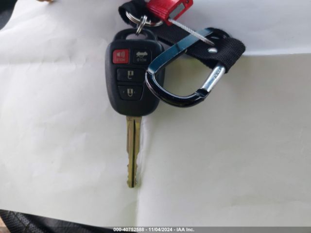 4T1BF1FK5HU360497 Toyota CAMRY SE