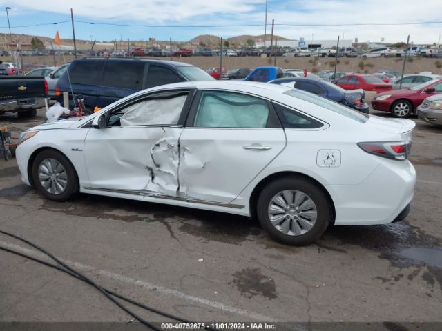 KMHE24L15GA037265 Hyundai Sonata Hybrid Se