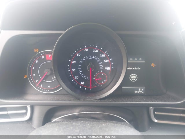 5NPLM4AGXNH055621 Hyundai ELANTRA SEL