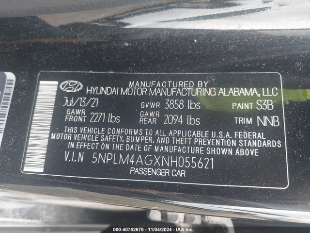 5NPLM4AGXNH055621 Hyundai ELANTRA SEL
