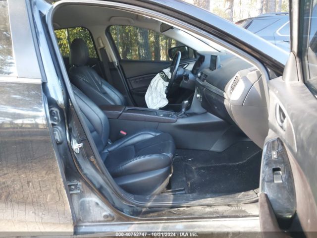 3MZBN1V31JM203817 Mazda Mazda3 Touring
