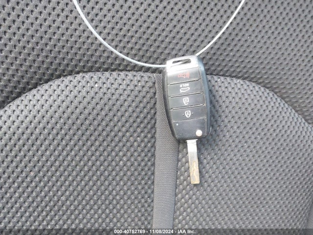 KIA Optima Lx 2019 5XXGT4L37KG358328 Image 11