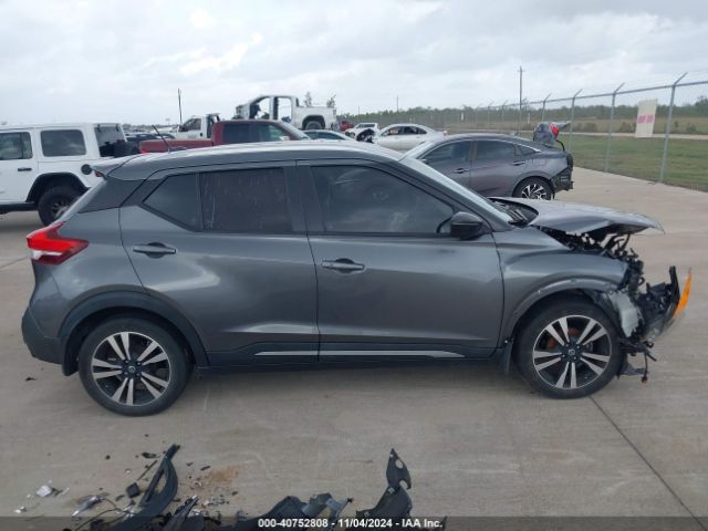 3N1CP5DV9LL477709 Nissan Kicks Sr Xtronic Cvt