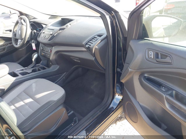Ford ESCAPE S 2017 1FMCU0F75HUE84463 Image 5