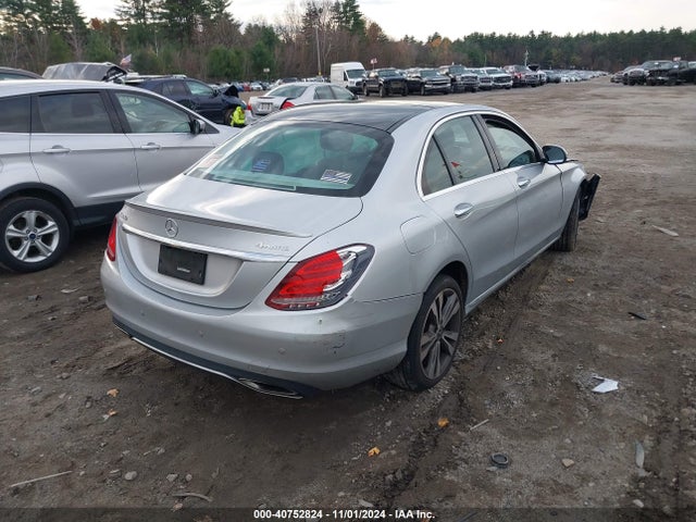 WDDWF4KB3JR324402 Mercedes-Benz C 300 4matic