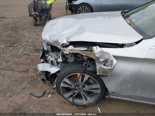 WDDWF4KB3JR324402 Mercedes-Benz C 300 4matic