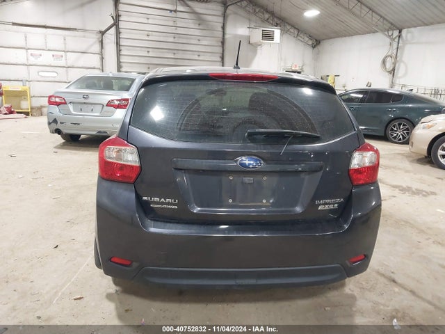 JF1GPAA69F8205674 Subaru Impreza 2.0i