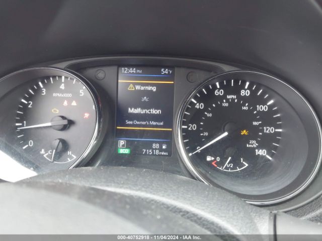 5N1AT2MVXJC799102 Nissan ROGUE SV
