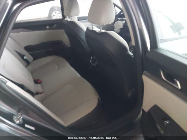 5XXG34J24MG038199 KIA K5 EX