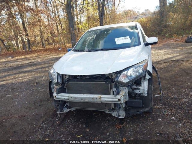Honda HR-V LX 2018 3CZRU6H30JM717326 Image 12
