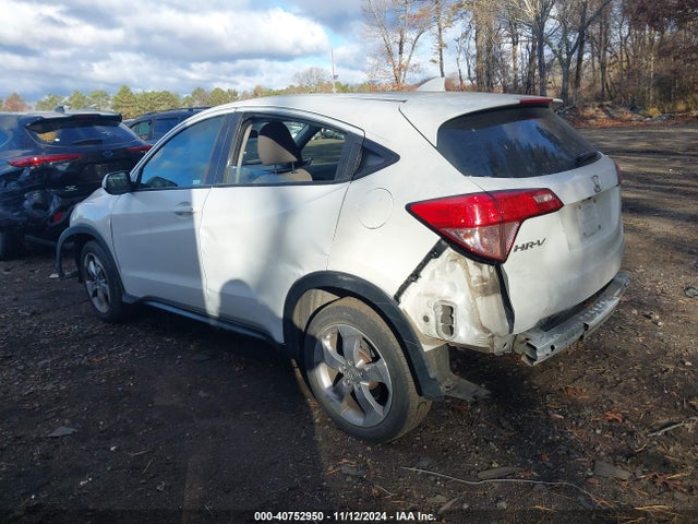 Honda HR-V LX 2018 3CZRU6H30JM717326 Image 3