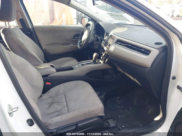 Honda HR-V LX 2018 3CZRU6H30JM717326 Image 5