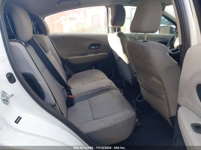 Honda HR-V LX 2018 3CZRU6H30JM717326 Image 8