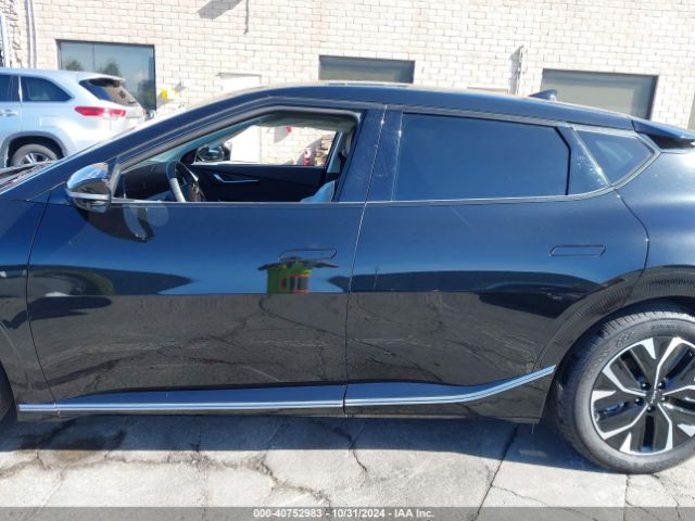KNDC34LA8N5071327 KIA Ev6 Wind