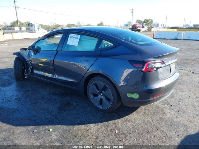 2022 TESLA MODEL 3 5YJ3E1EBXNF164816 Photo 2