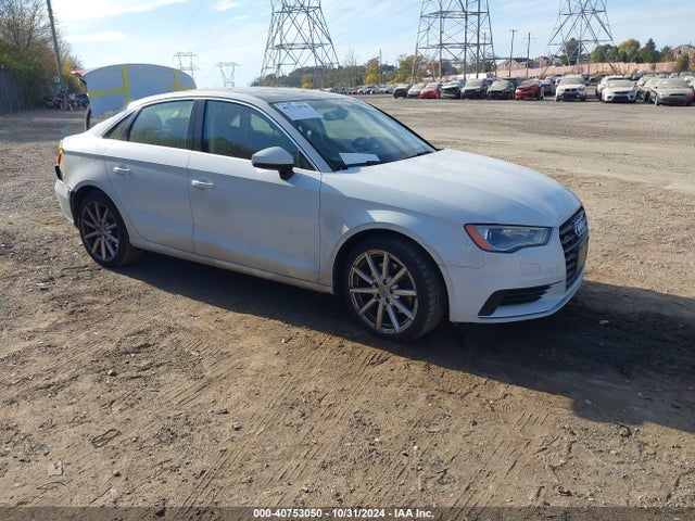 2015 AUDI A3 WAUEFGFF5F1137444 Photo 0