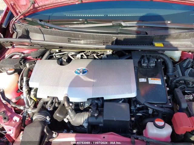 JTDKARFU6G3502962 Toyota Prius Three