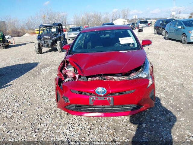 JTDKARFU6G3502962 Toyota Prius Three