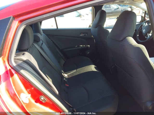 JTDKARFU6G3502962 Toyota Prius Three