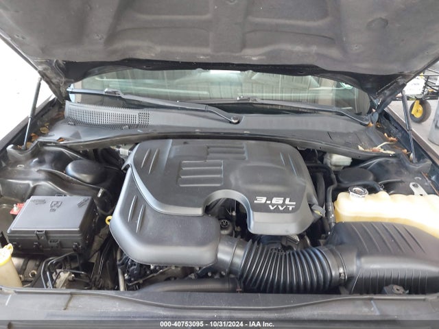 2C3CCAAG6EH127851 Chrysler 300