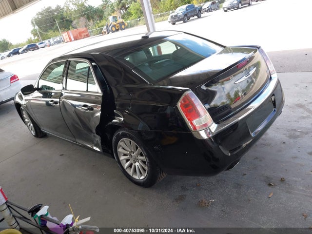 2C3CCAAG6EH127851 Chrysler 300