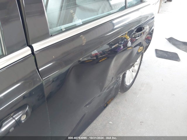 2C3CCAAG6EH127851 Chrysler 300