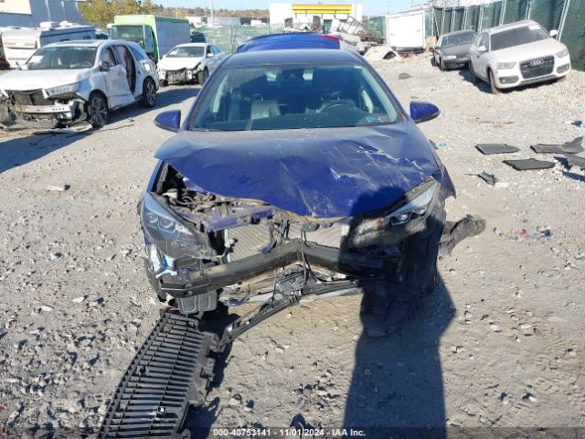 2T1BURHE4KC159209 Toyota COROLLA SE