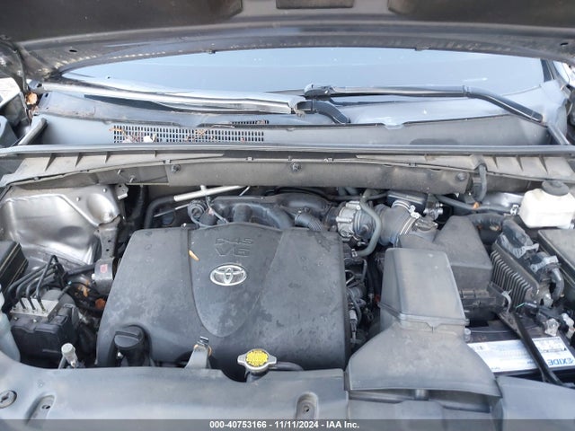 Toyota Highlander Limited Platinum 2017 5TDDZRFH5HS382740 Image 10