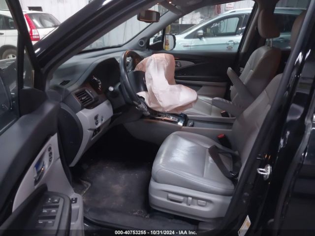 5FNYF6H90JB026835 Honda Pilot Touring