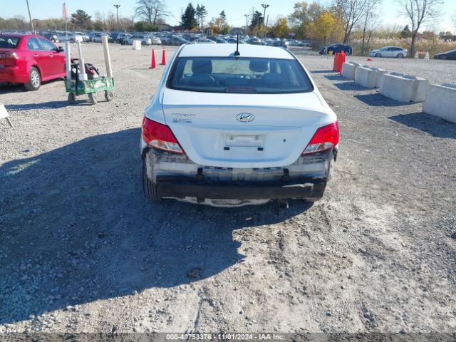 KMHCT4AE6GU106683 Hyundai ACCENT SE
