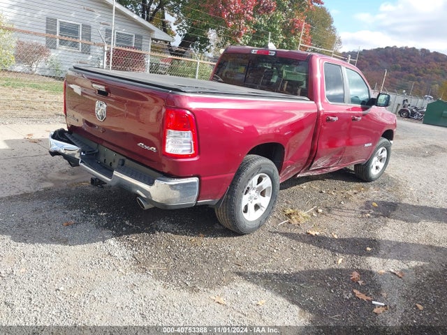 1C6SRFBT4LN341649 RAM 1500 Big Horn  4x4 6'4 Box