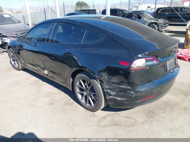 2021 TESLA MODEL 3 5YJ3E1EB5MF096519 Photo 2