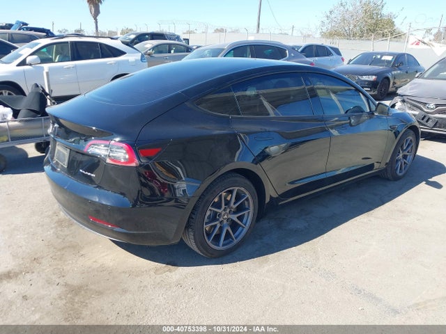 2021 TESLA MODEL 3 5YJ3E1EB5MF096519 Photo 3