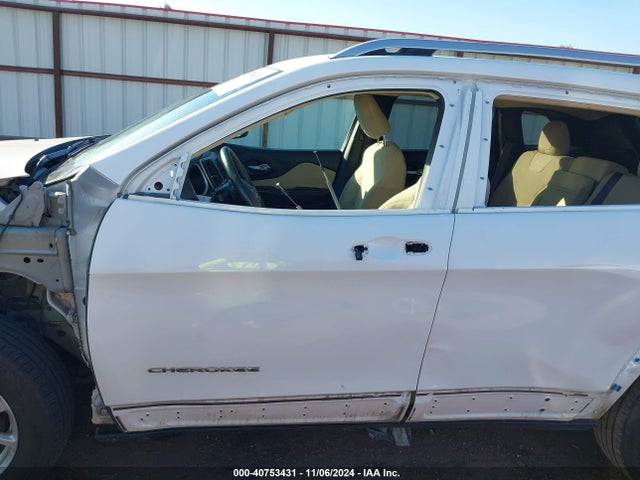 Jeep Cherokee Latitude 2015 1C4PJMCS2FW618880 Image 15