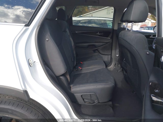 KIA Sorento 3.3l S 2019 5XYPGDA57KG608185 Image 8
