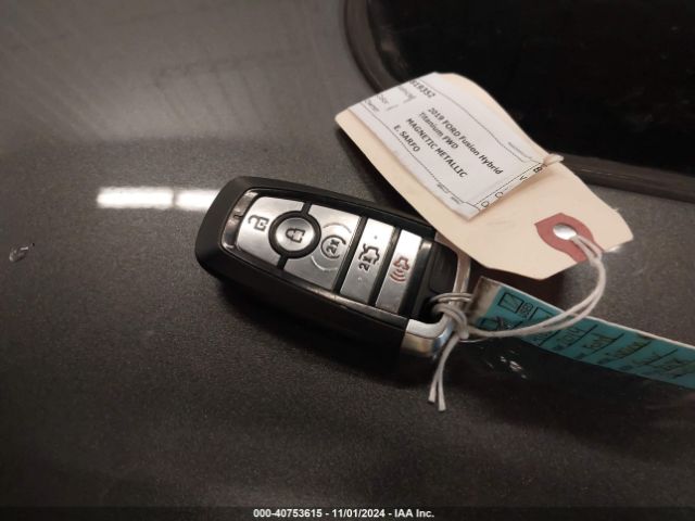 3FA6P0RU2KR260159 Ford Fusion Hybrid Titanium