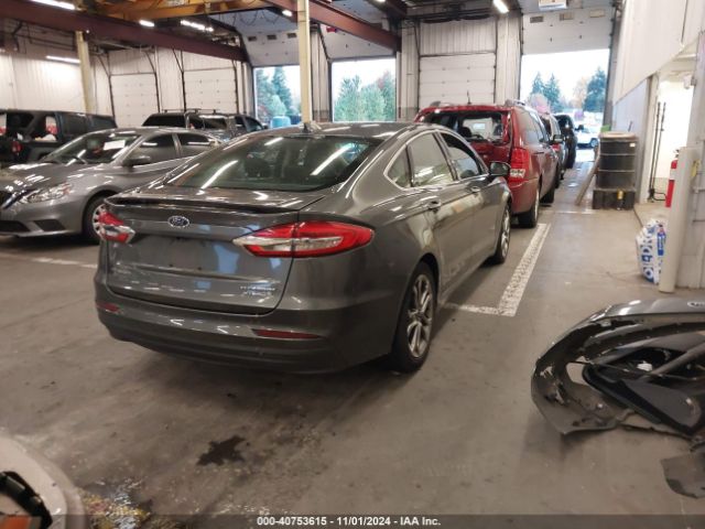 3FA6P0RU2KR260159 Ford Fusion Hybrid Titanium