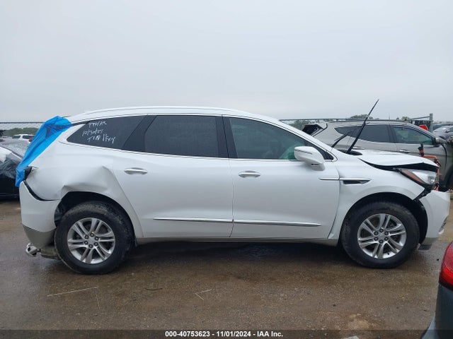 5GAERBKW3JJ221890 Buick Enclave Essence