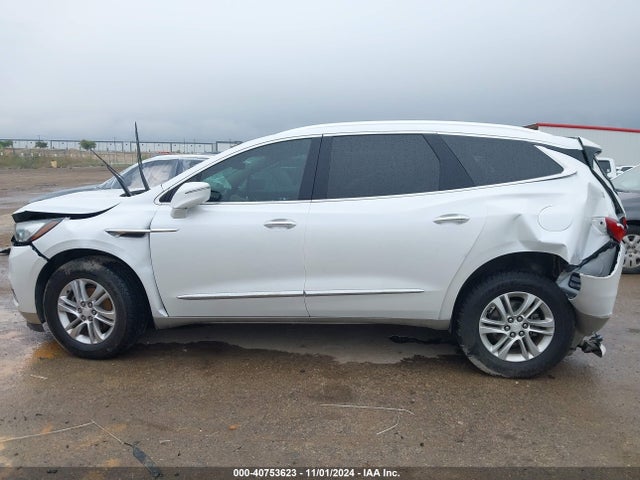 5GAERBKW3JJ221890 Buick Enclave Essence
