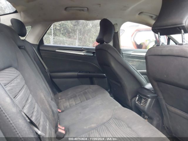 1FA6P0H7XG5132256 Ford FUSION SE