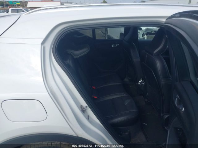 YV4162UKXM2576955 Volvo Xc40 T5 Momentum