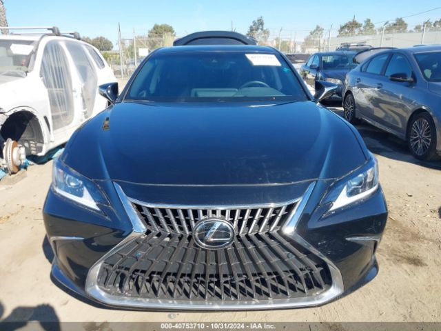58ADA1C15PU034435 Lexus ES 300H