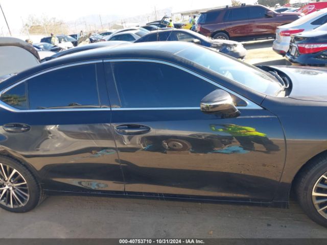 58ADA1C15PU034435 Lexus ES 300H
